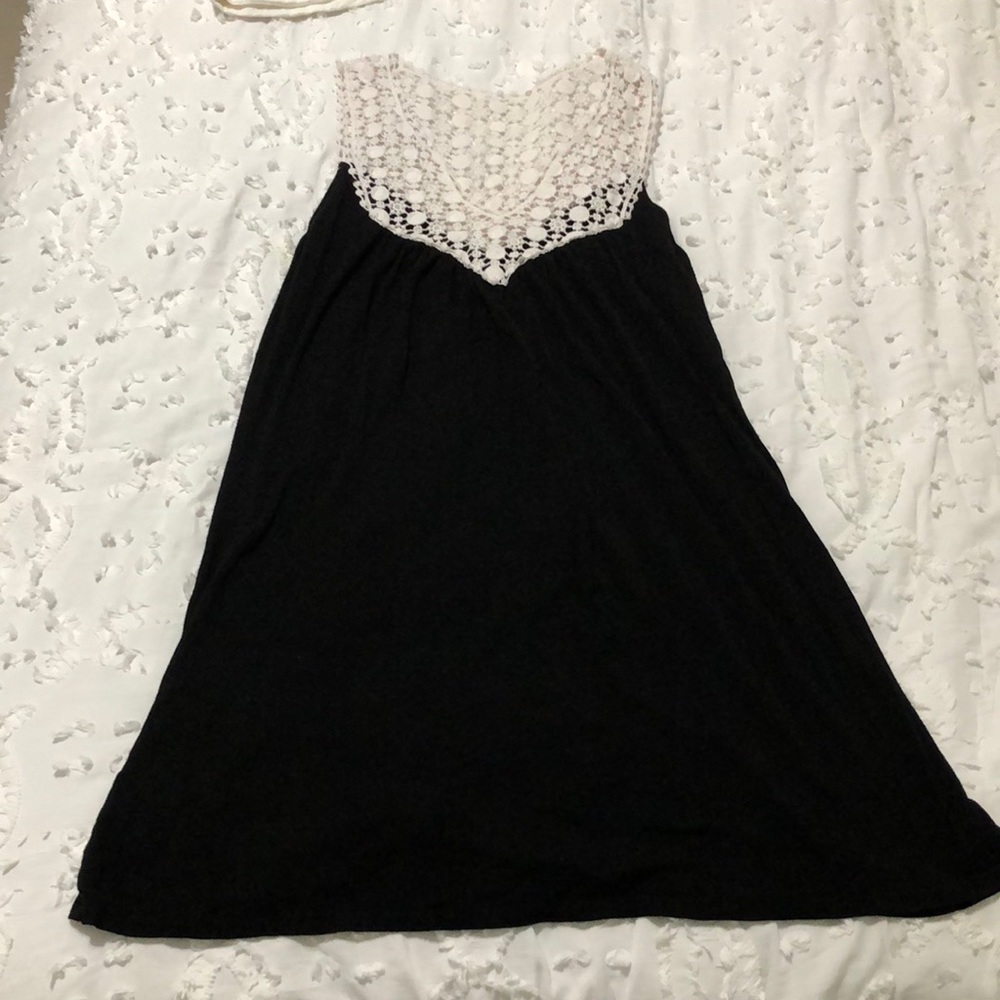 Black and white dress